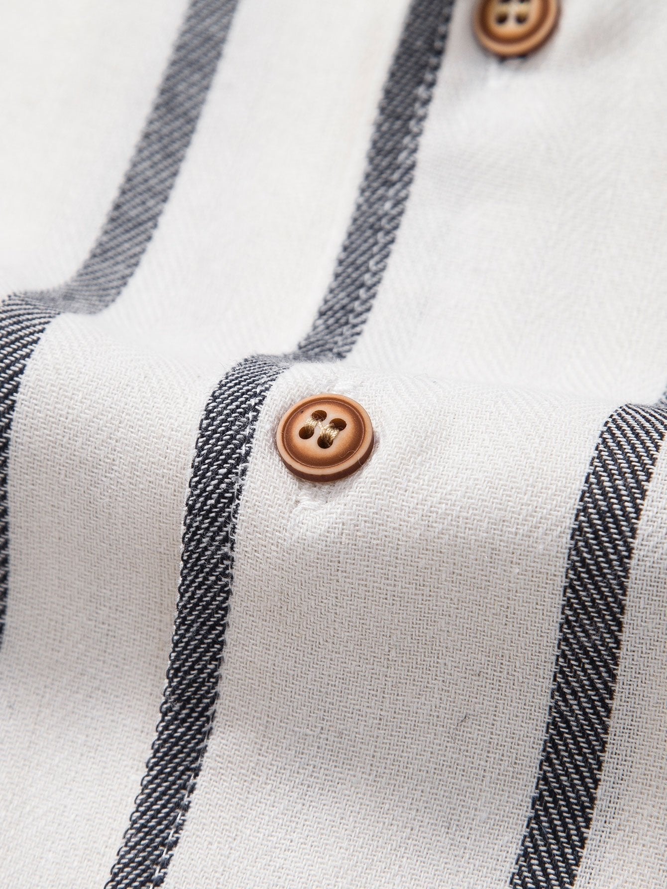 Island Fit | White Shirt and Beige Shorts Set